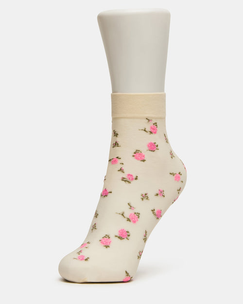 2 FLOWER PACK SHEER ANKLET SOCKS VANILLA